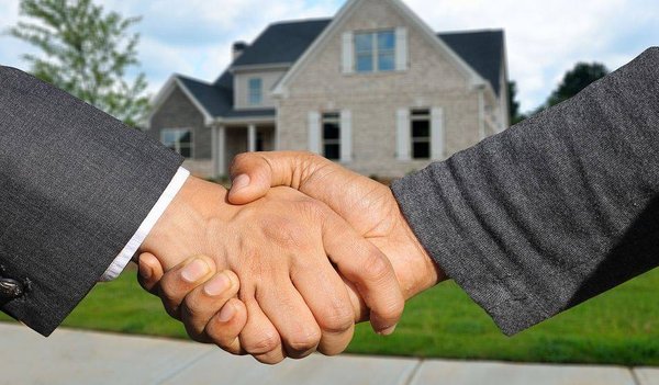 Bien choisir une agence immobilière pour mettre son bien en location